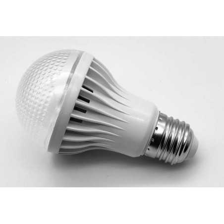 Bec 12V 7W Cu Fasung E27 Pentru Rulote, Sisteme Solare Sau Camping