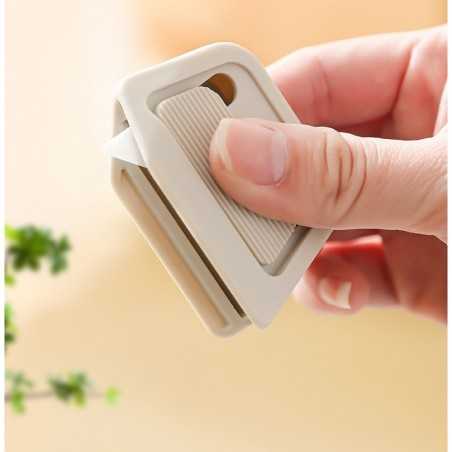 Cutter Portabil, ABS, Magnetic, Lama Ceramica, Autoretractabila, Universal, Alb
